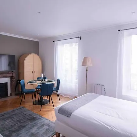 Appartement Le Charmant - Parking Gratuit - Wi-Fi - Rer C - Choisy-Le-Roi Choisy-le-Roi